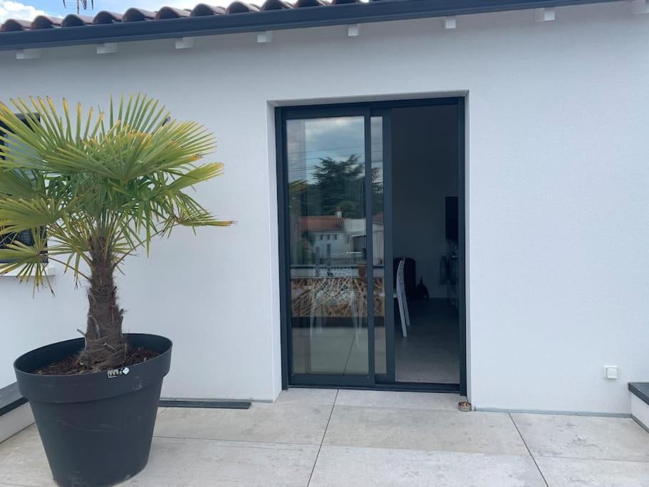 Maison Terrasse Proche Centre Ville Et Ile De Re 라로셸 외부 사진